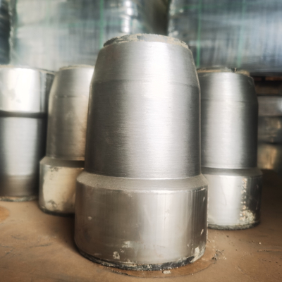 ความต้านทานการกัดกร่อนของทัพพีวัสดุทนไฟ ISO9001 หัวฉีดด้านบนและตัวสะสม