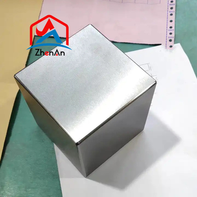 ความหนาแน่นสูง Tungsten คิวบริสุทธิ์ ขนาดเล็ก