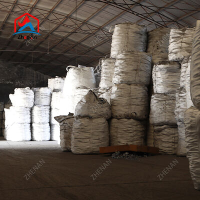 โลหะซิลิคอนพรีเมียม 3303/1101 กลีบซิลิคอนความบริสุทธิ์สูง และแกรนูลสําหรับสแตนเลส สแตนเลส, เคมีและพลังงานที่สามารถปรับปรุงได้ 553/441