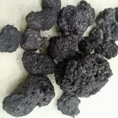 อุตสาหกรรมการหล่อคาร์บอนสูงซัลเฟอร์ต่ำ Recarburizer Pet Coke 1.0mm-5.0mm